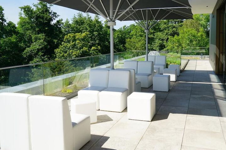 Terrace/Patio 126 of 131