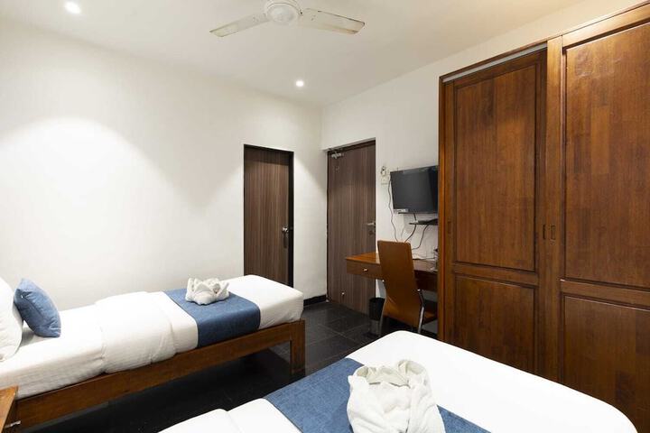 Room 20 of 25