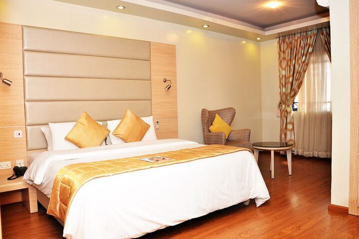 Room 2 of 21