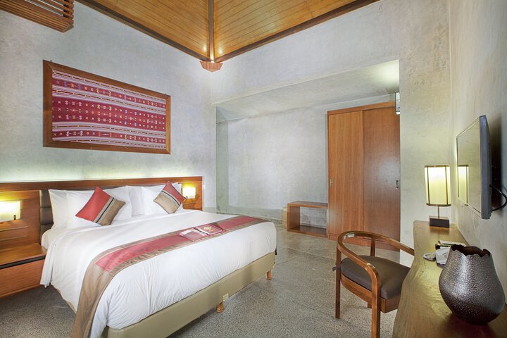 Room 3 of 35