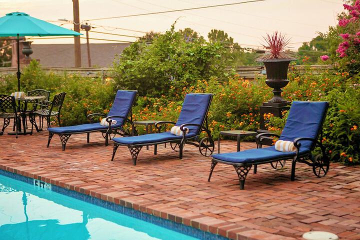 Pool 86 of 153