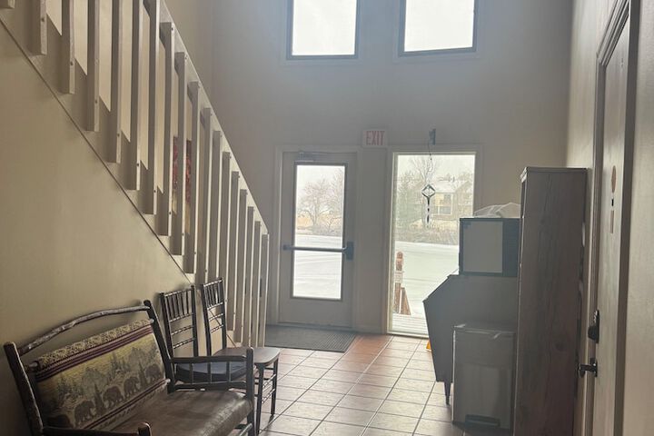 Ballroom/Hall 27 of 43