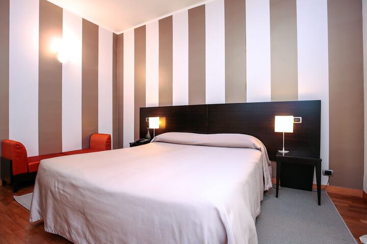 Room 20 of 44