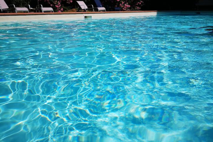 Hotel with Pool