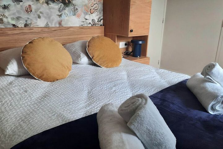 Room 13 of 73