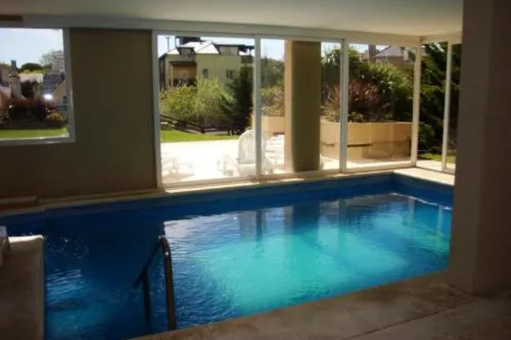 Pool 18 of 28