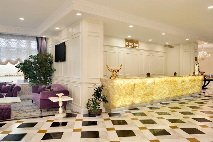 Hotel Interior 4 of 132
