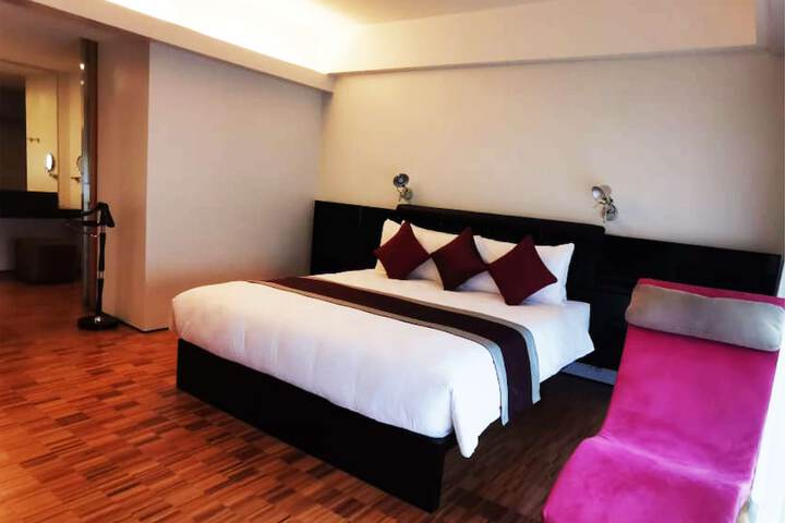 Room 25 of 75