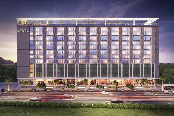 Hotel Milton Grand Anukampa