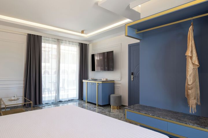 Room 11 of 68