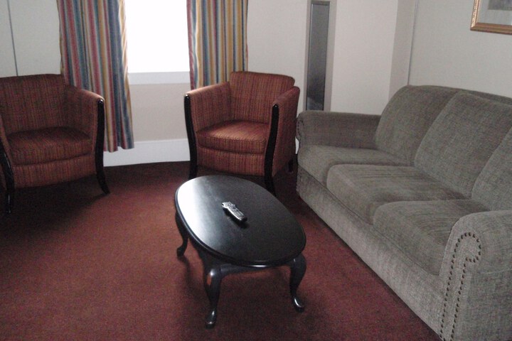 Room 14 of 51