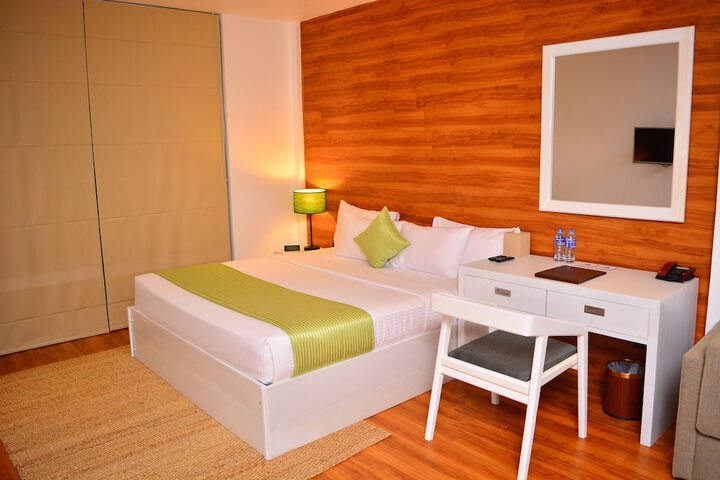 Room 5 of 45