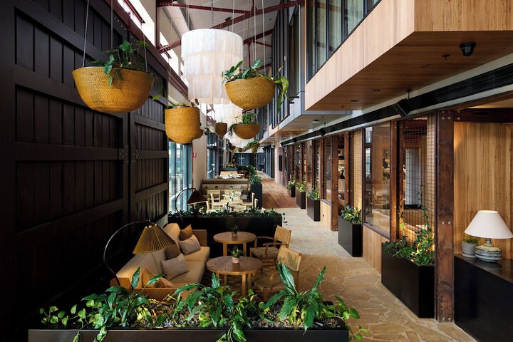 Hotel Interior 5 of 127