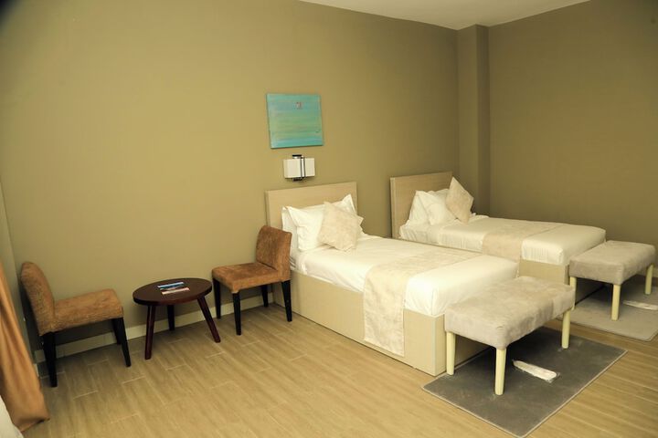 Room 21 of 36