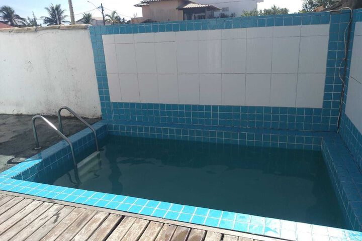 Pool 93 of 104