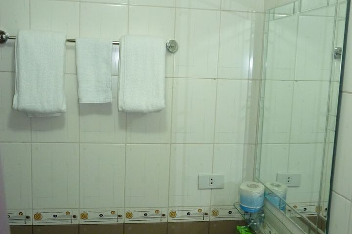 Room 21 of 52
