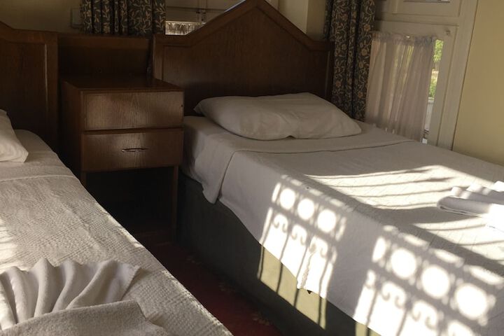 Room 5 of 35