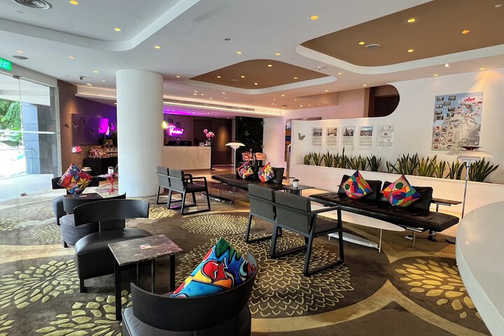 Guest Lobby