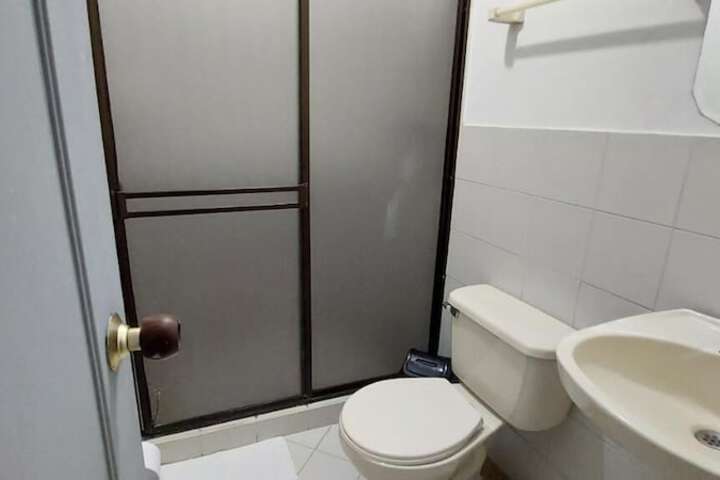Room 10 of 10