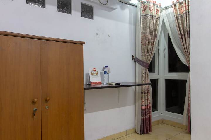 Room 25 of 44