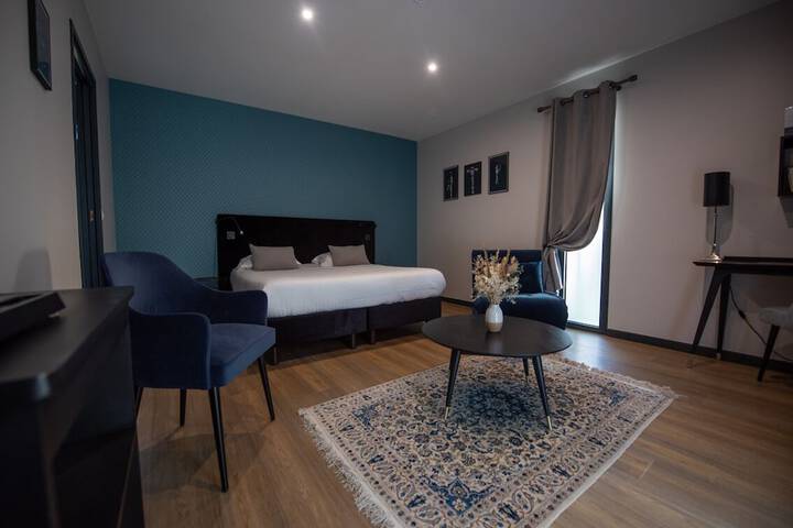 Room 10 of 70