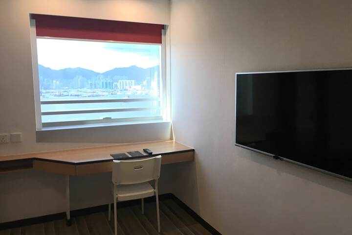 Room 19 of 81