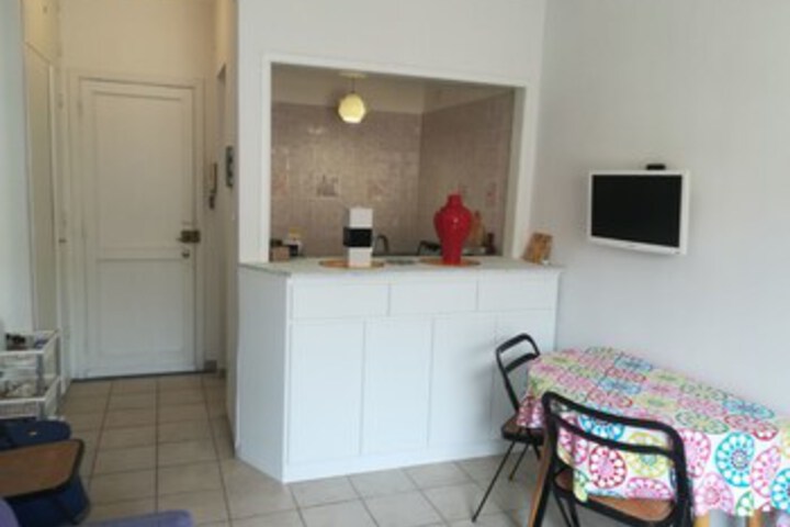 Room 49 of 60