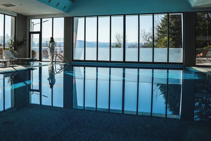 Pool 23 of 52