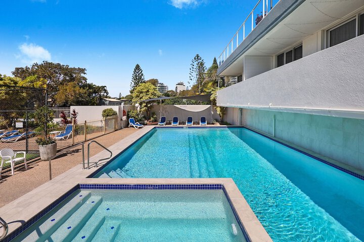 Pool 44 of 56