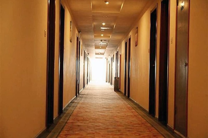 Ballroom/Hall 24 of 29