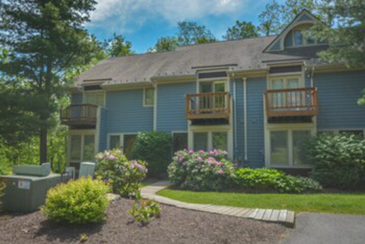 Photo of Villages of the Wisp Lakeview Court 2 Bedroom Townhome #13
