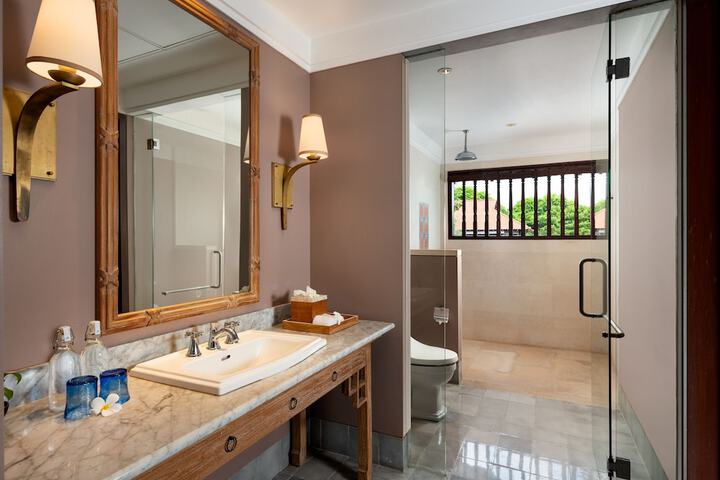 Bath Interior