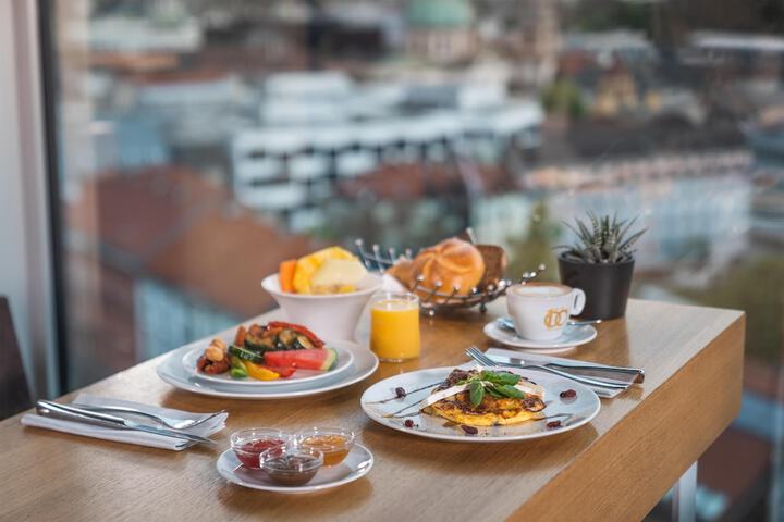 Breakfast/Coffee Service 67 of 138