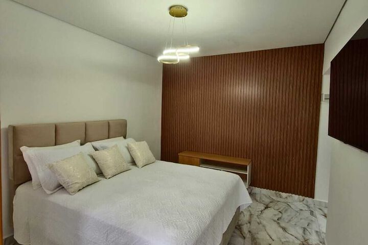 Room 11 of 43