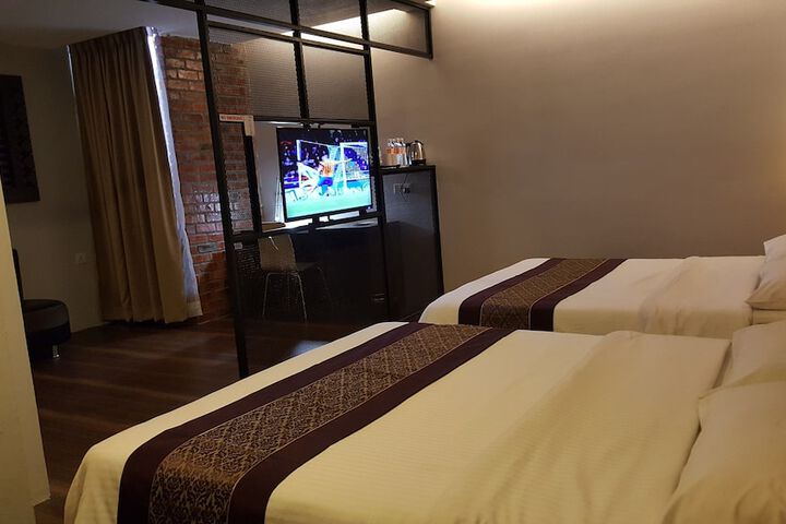 Room 22 of 43