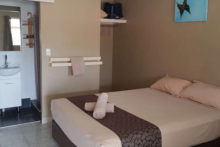 Room 13 of 54