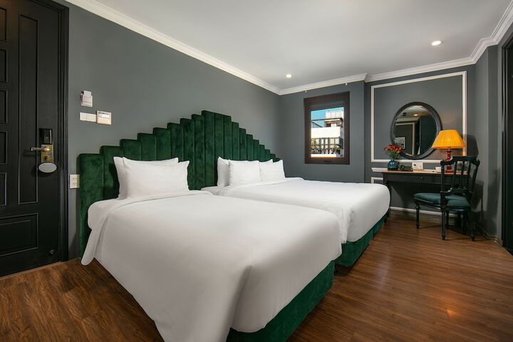 Room 16 of 47