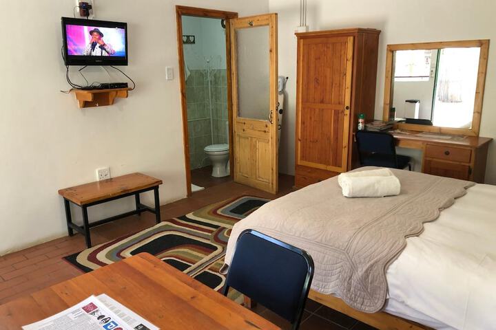 Room 8 of 61