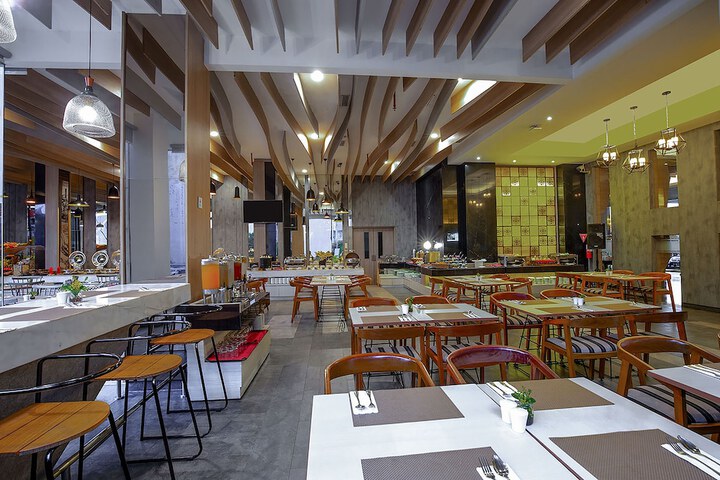 Dining 59 of 92