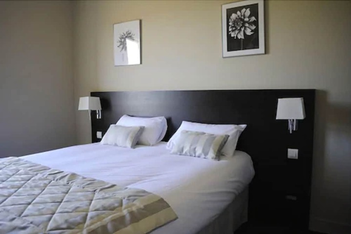 Room 7 of 39