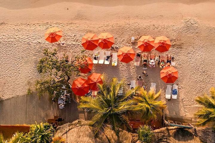 Beach 243 of 270