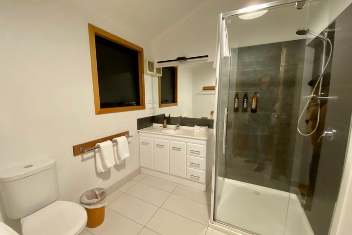 Room 14 of 19