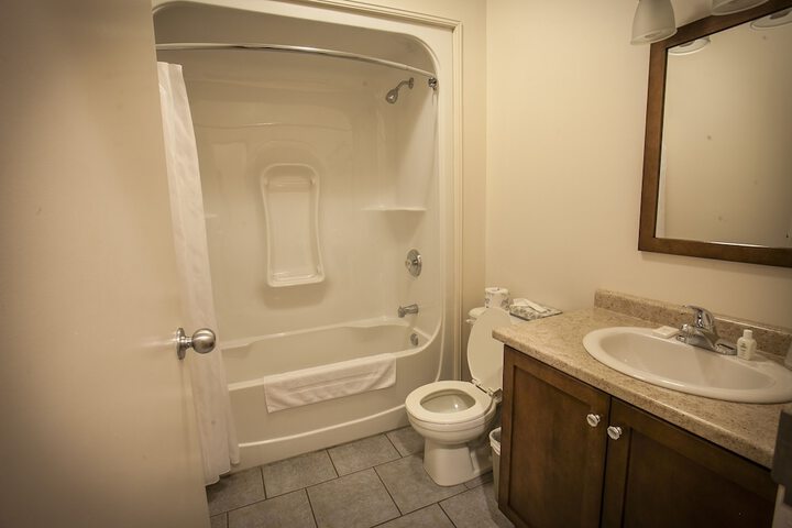 Room 46 of 82