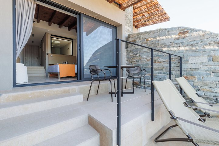 Terrace/Patio 16 of 19
