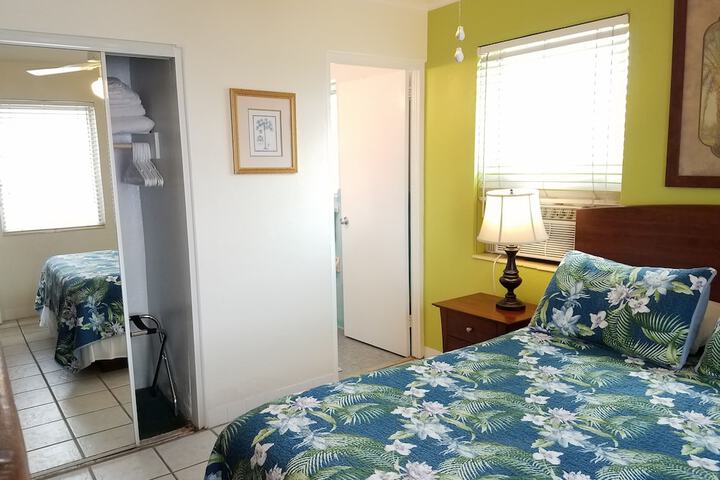 Room 186 of 218