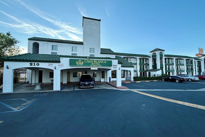 Casa Blanca Hotel - Corona in Corona, CA