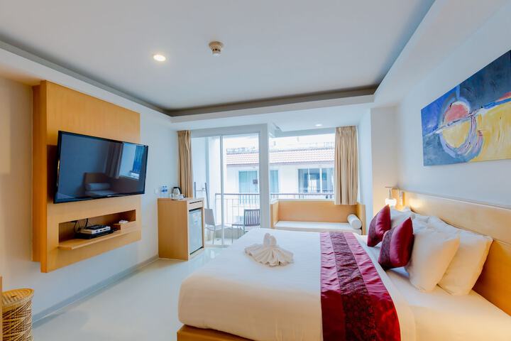 Room 12 of 71