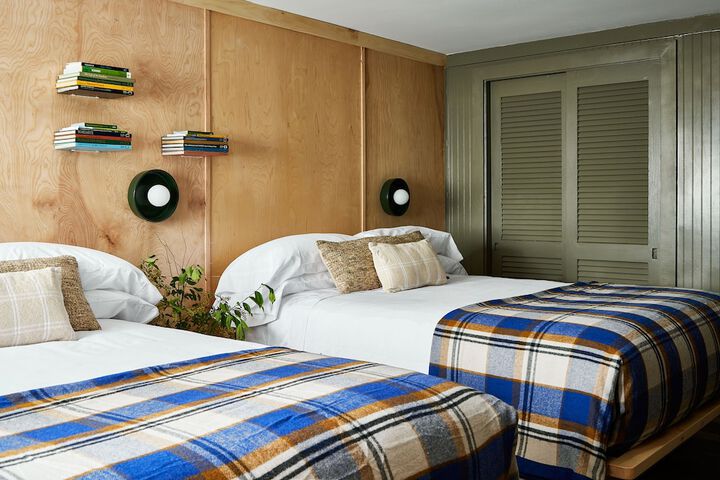 2 Queen Beds (5 of 14)