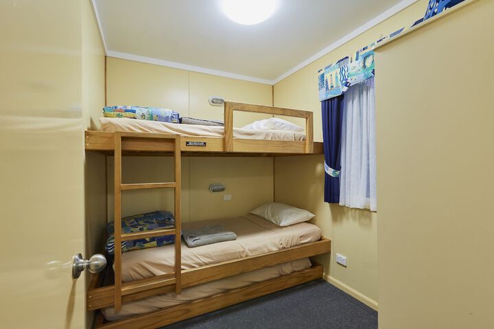 Room 10 of 96