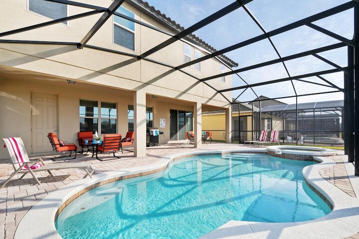 Pool 18 of 34